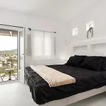 Villa Blue Rock