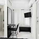 Blue Rock Villa Piso Livadi