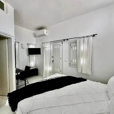 Villa Blue Rock Piso Livadi
