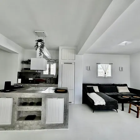 Villa Blue Rock Piso Livadi
